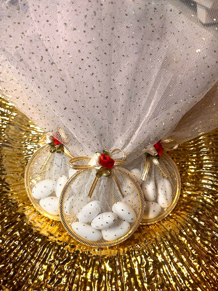 Golden Tulle Wedding Favors