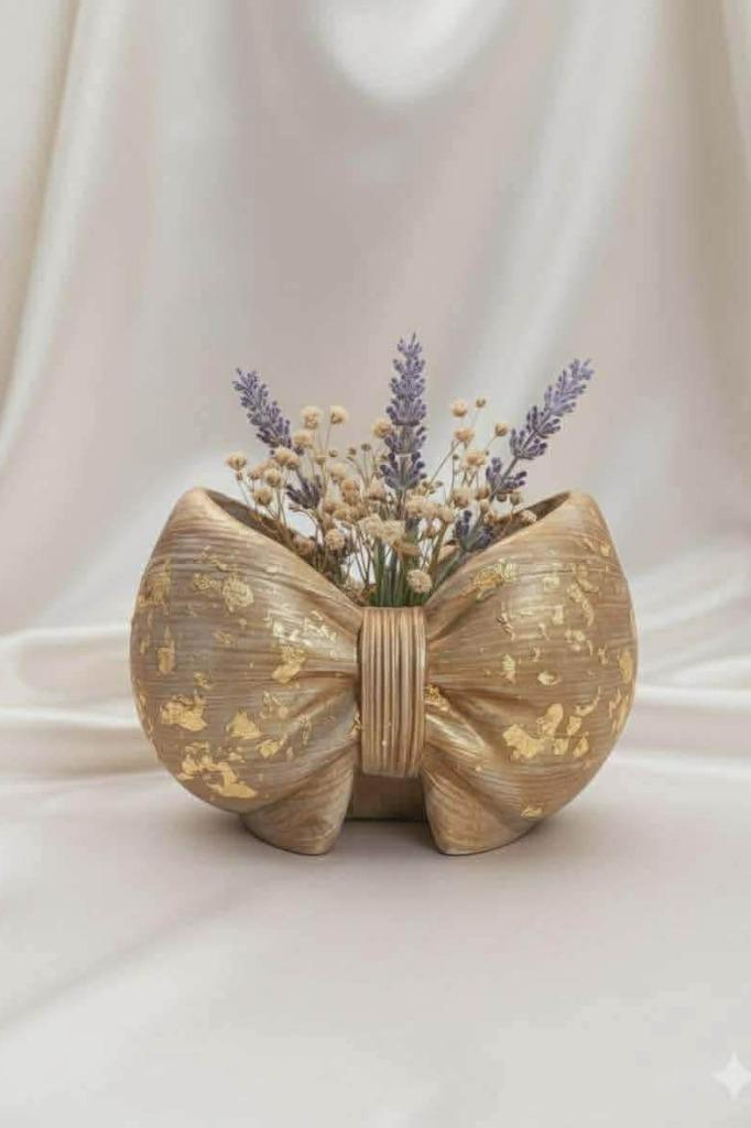 The Imperial Gold Bow